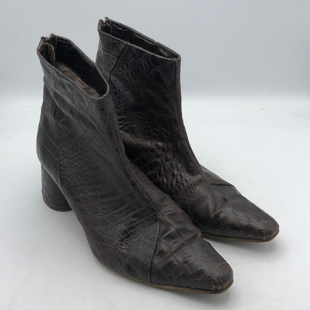 Zou Xou Borwn Beia boots size 41
